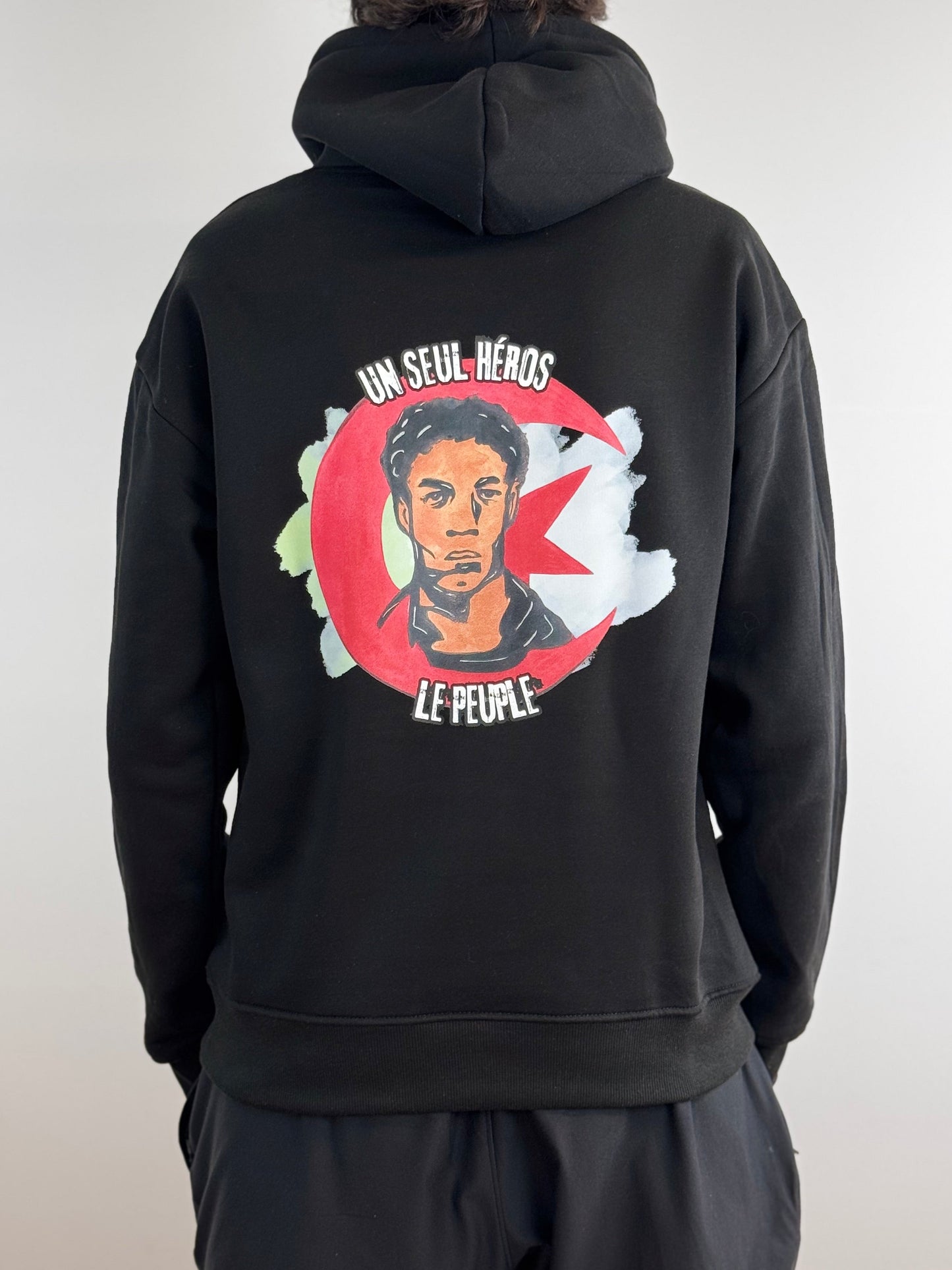 Sweat à Capuche "Un Seul Héros : Le Peuple" –  Ali la Pointe